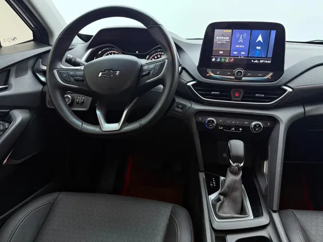 Chevrolet Orlando — Фото автомобиля 10