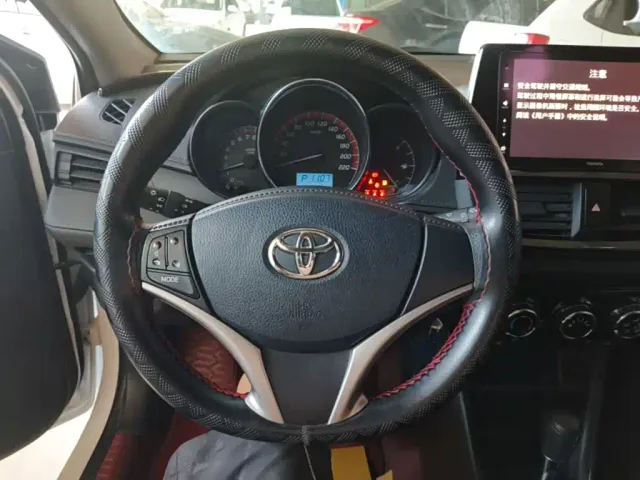 Toyota Vios FS — Фото автомобиля 10