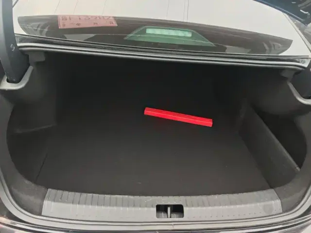 Volkswagen Passat — Фото автомобиля 4