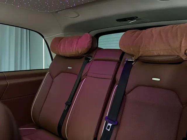 Mercedes-Benz V-Class — Фото автомобиля 6