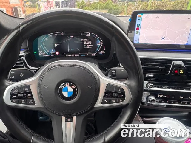 BMW 5 Series G30 — Фото автомобиля 8