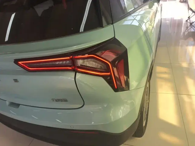 Geely Geometry E Firefly — Фото автомобиля 7