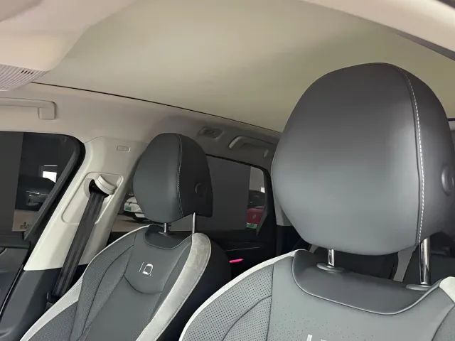 Volkswagen ID.7 Vizzion — Фото автомобиля 12