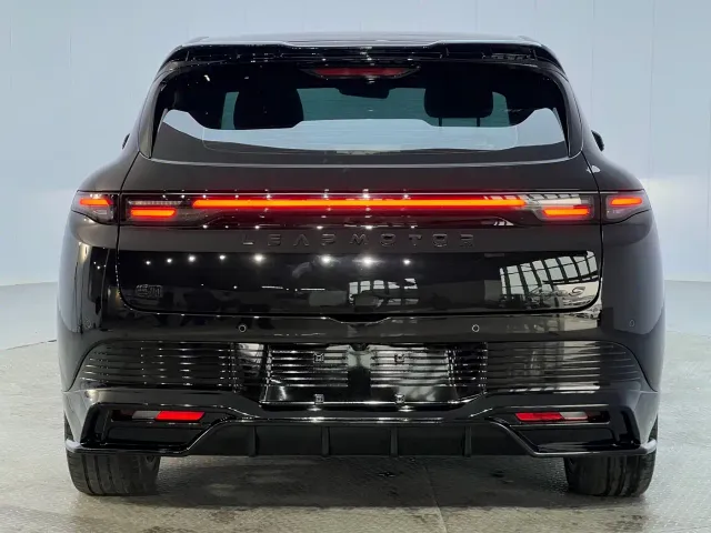 Leapmotor Lafa 5 — Фото автомобиля 14