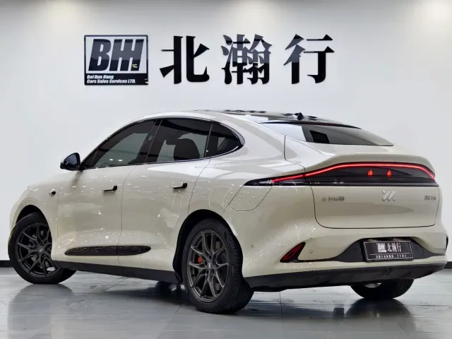 IM Motors LS6 — Фото автомобиля 4