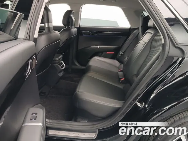 Hyundai Grandeur GN7 — Фото автомобиля 18