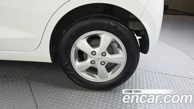 Chevrolet Spark — Фото автомобиля 6