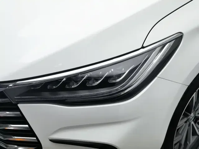 BYD Song MAX — Фото автомобиля 7