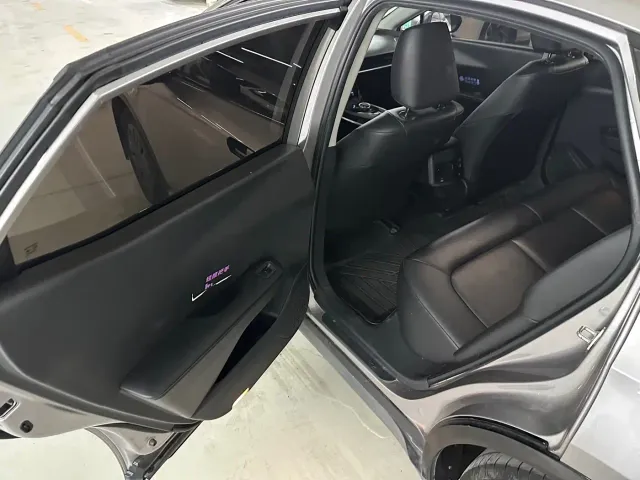 Toyota bZ3 — Фото автомобиля 13