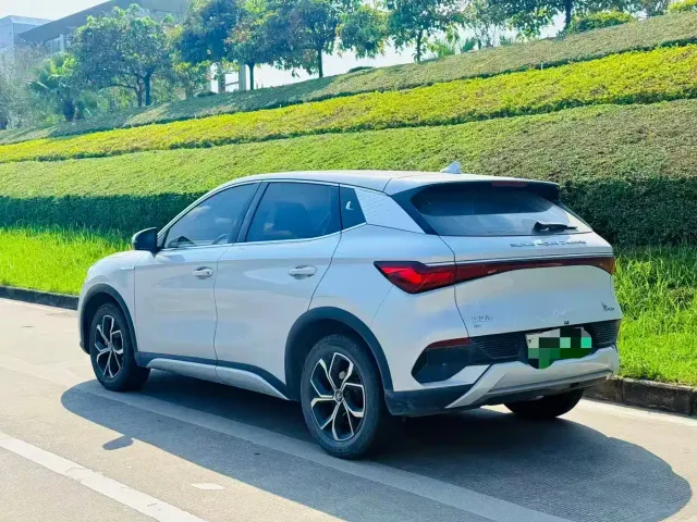 BYD Yuan PLUS — Фото автомобиля 6