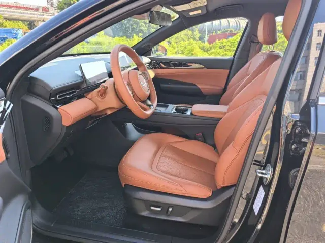 Wuling Starlight — Фото автомобиля 14