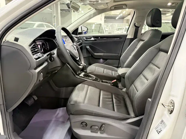 Volkswagen Volkswagen T-ROC 2022 280TSI DSG 2WD Comfort PLUS — Фото автомобиля 8