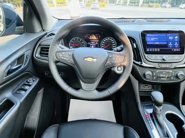 Chevrolet Equinox — Фото автомобиля 14