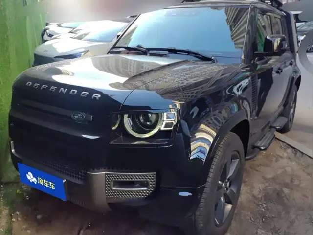 Фотография автомобиля — Land Rover Defender