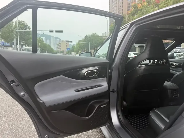 GAC Trumpchi Emkoo — Фото автомобиля 11