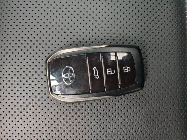 Toyota Venza — Фото автомобиля 8