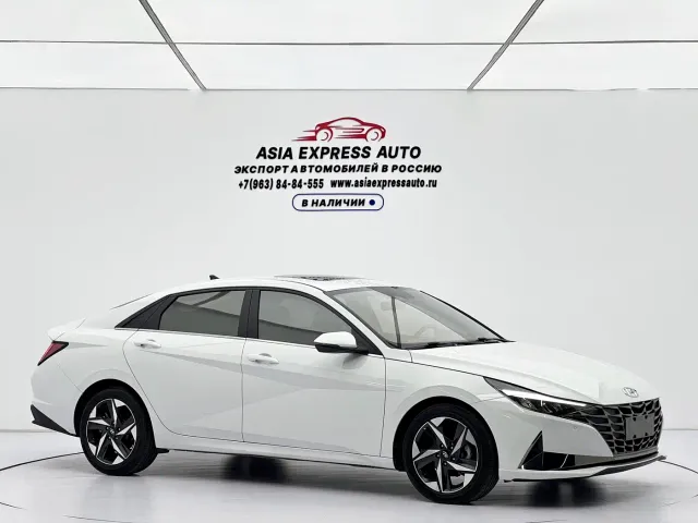 Hyundai Elantra — Фото автомобиля 3