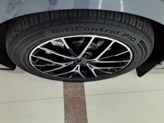 BYD Seal — Фото автомобиля 22