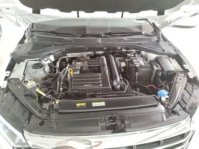 Volkswagen Sagitar — Фото автомобиля 15