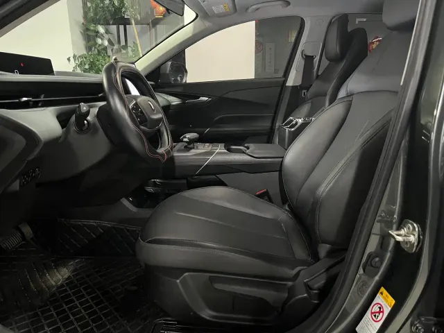 Changan Lamore — Фото автомобиля 4