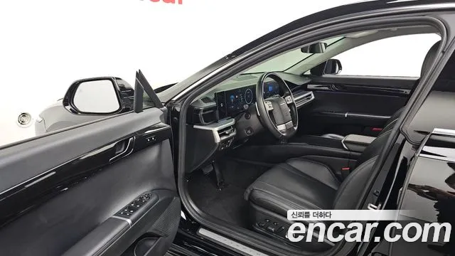 Hyundai Grandeur GN7 — Фото автомобиля 6
