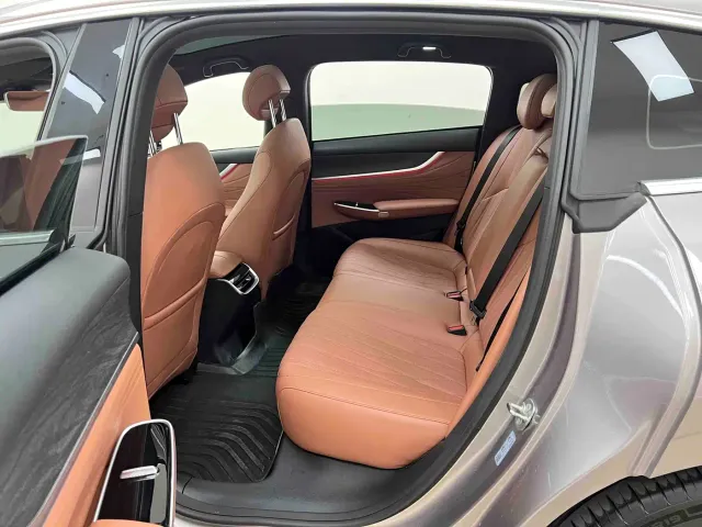 Changan Qiyuan A07 — Фото автомобиля 11