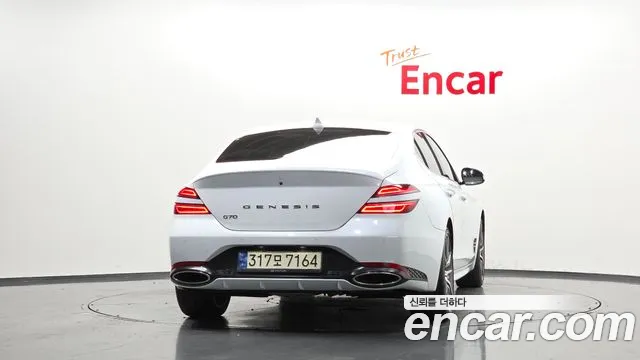 Genesis G70 Новый G70 Бензин 2.5T 2WD — Фото автомобиля 2