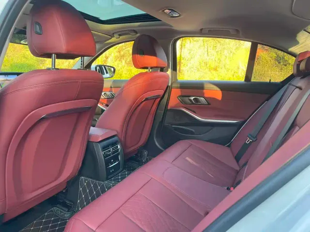 BMW 3 Series — Фото автомобиля 5