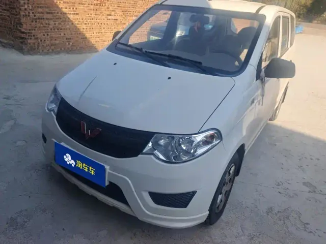 Фотография автомобиля — Wuling Hongguang