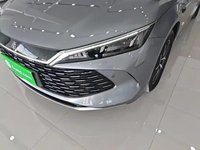 BYD Qin L — Фото автомобиля 23