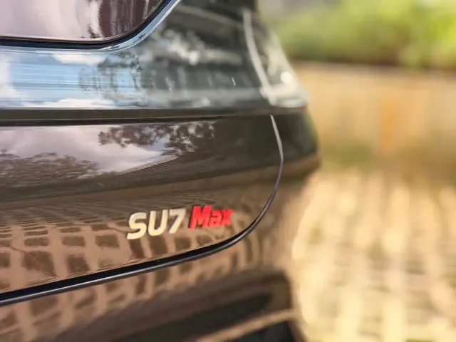 Xiaomi SU7 — Фото автомобиля 8