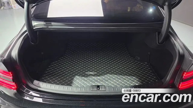 Genesis G80 Бензин 2.5 турбо AWD — Фото автомобиля 8