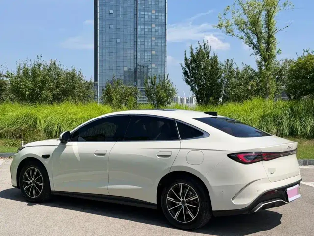 BYD Seal 06 — Фото автомобиля 11