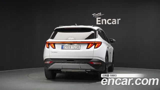 Hyundai Tucson Tucson (NX4) Бензин 1.6 турбо 2WD — Фото автомобиля 3