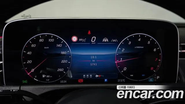 Mercedes-Benz E-Class — Фото автомобиля 8