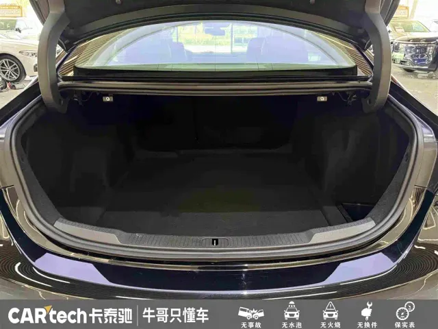 Buick LaCrosse — Фото автомобиля 13