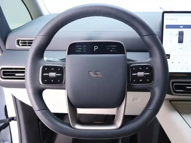 Li Auto MEGA — Фото автомобиля 15