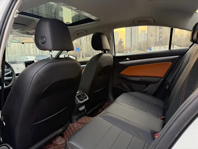 Volkswagen Bora 2025 200TSI DSG Joy Ride PRO Edition — Фото автомобиля 5