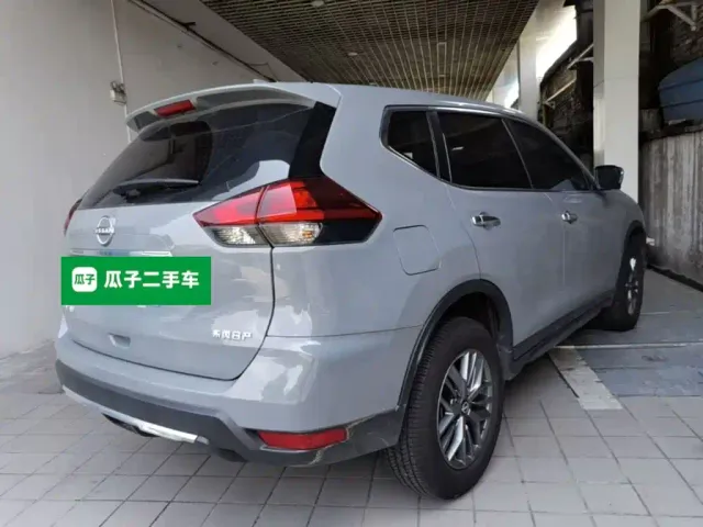 Nissan X-Trail — Фото автомобиля 6