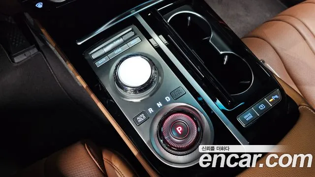Genesis G80 RG3 — Фото автомобиля 8