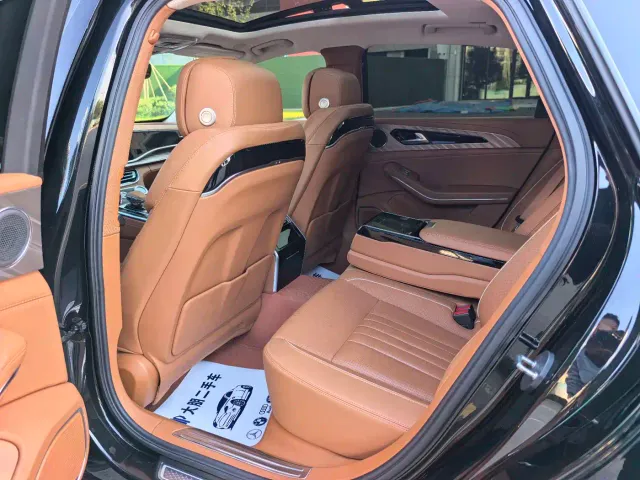 Hongqi H9 — Фото автомобиля 6