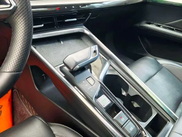 MG 5 Scorpio — Фото автомобиля 8
