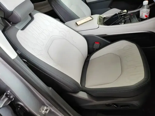 Ford Edge — Фото автомобиля 24