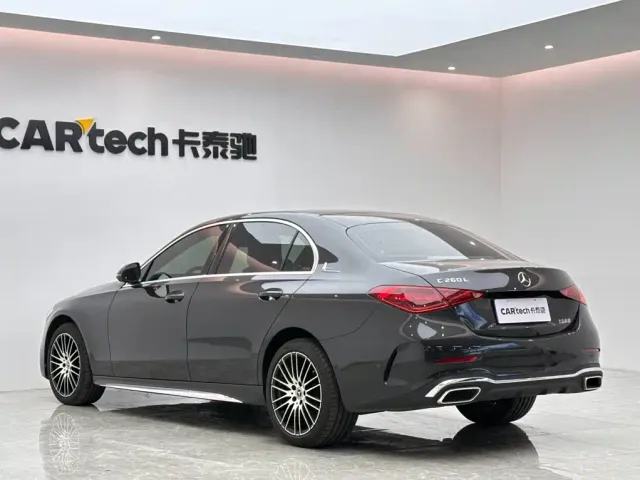Mercedes-Benz C-Class — Фото автомобиля 3