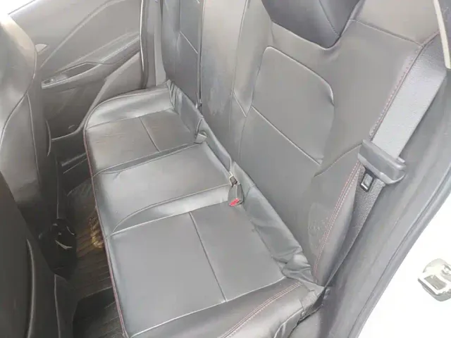 Chevrolet Cavalier — Фото автомобиля 16