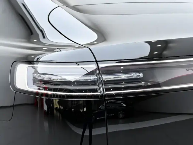 Maextro S800 — Фото автомобиля 9
