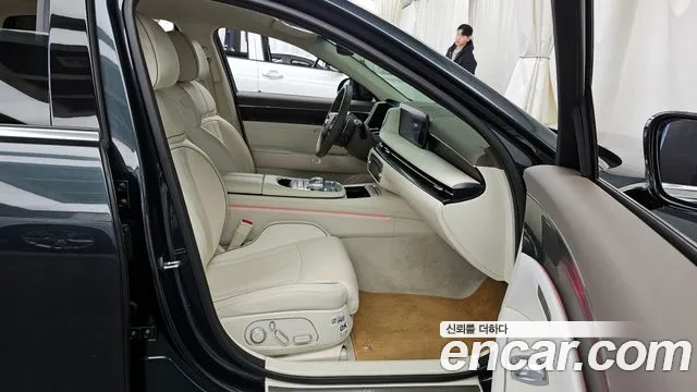 Genesis G90 Бензин 3.5 турбо AWD — Фото автомобиля 11