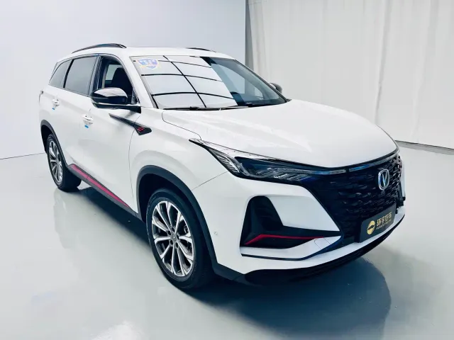 Changan CS75 Plus — Фото автомобиля 3