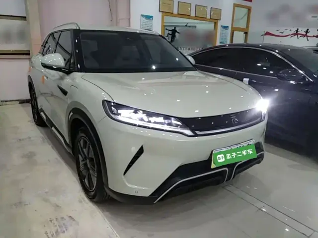 BYD Yuan UP — Фото автомобиля 3