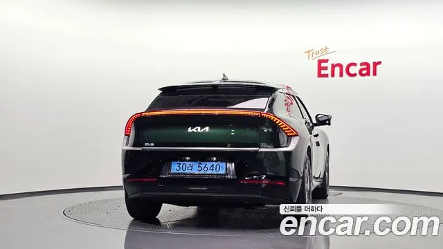 Kia EV6 — Фото автомобиля 4
